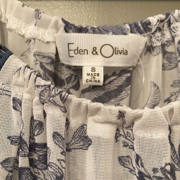Anthropologie Eden & Olivia Blue & White Sheer Floral Boho Flowy Ruffle Top NWT - Picture 4 of 8